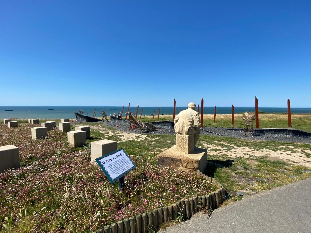 La Lumineuz Au Coeur Des Plages Du Debarquement Creully sur Seulles Exterior foto